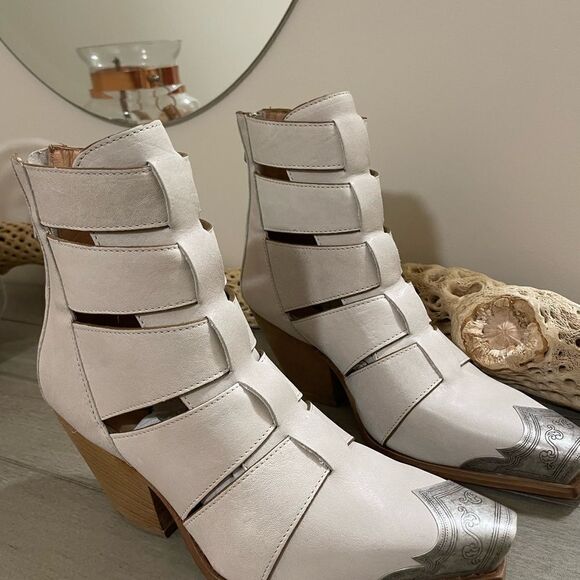 Free People Brayden Fisherman Boot 36 NEW
New without box - Picture 6 of 12